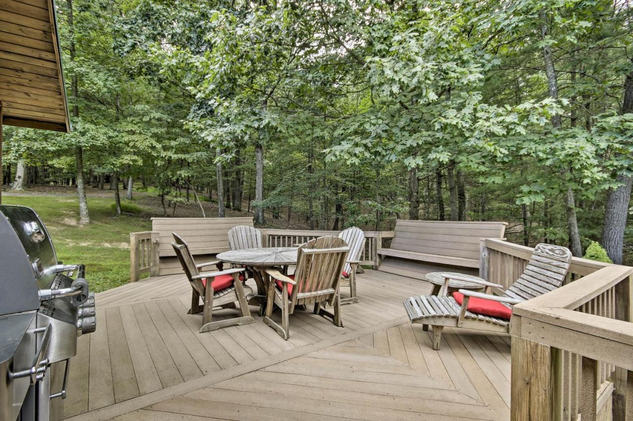 Creekside Berkeley Springs Cabin On 35 Acres! エクステリア 写真