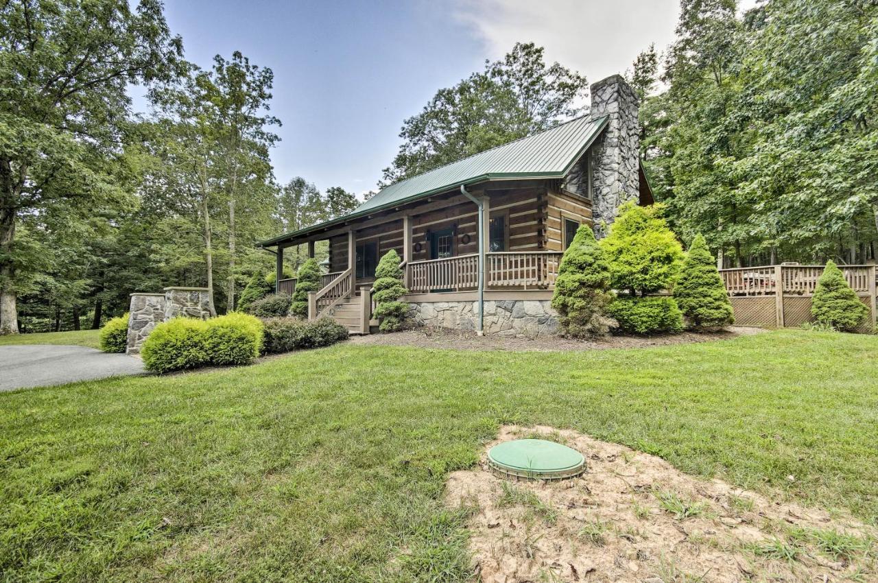 Creekside Berkeley Springs Cabin On 35 Acres! エクステリア 写真